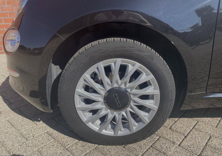 Vehicle Image 21