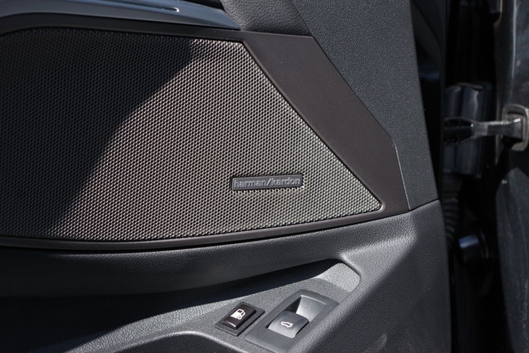 Vehicle Image 38