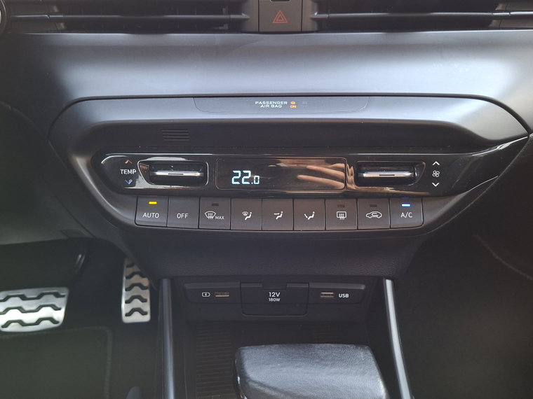 Vehicle Image 27