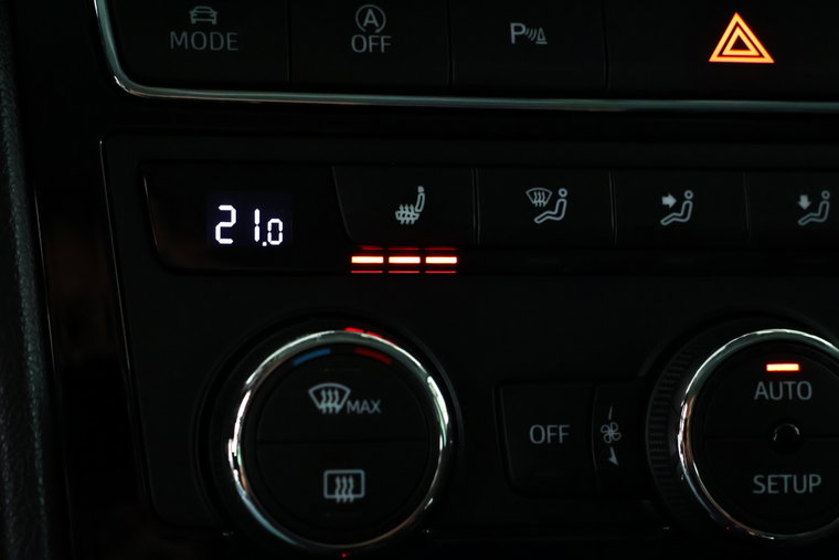 Vehicle Image 28