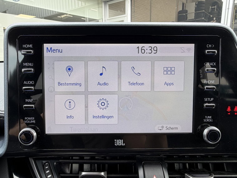 Vehicle Image 22