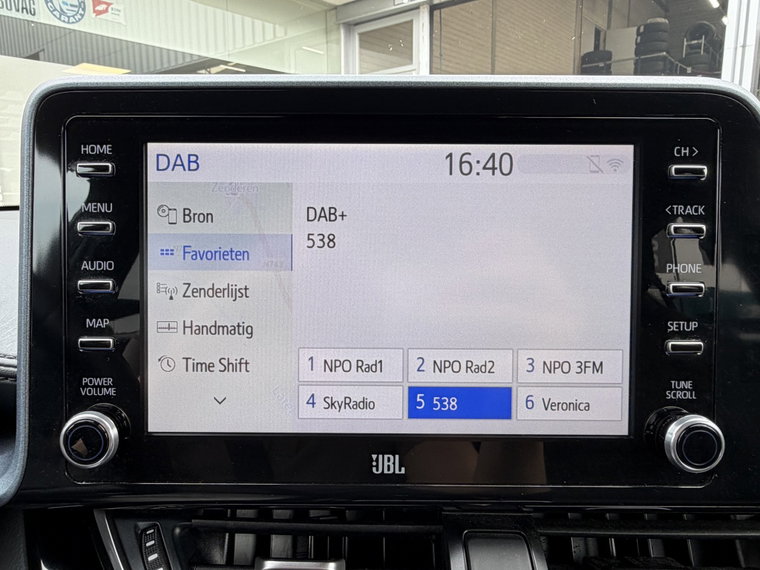 Vehicle Image 23