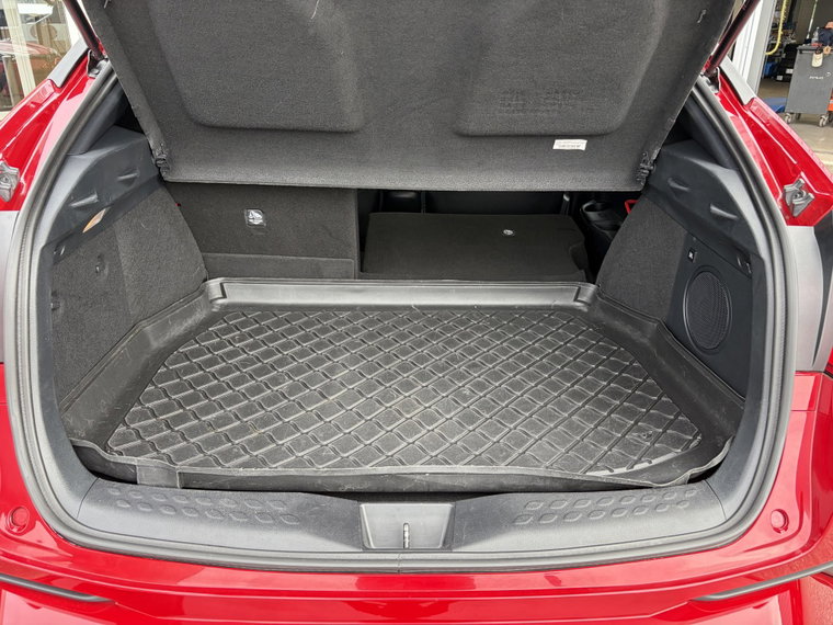 Vehicle Image 35