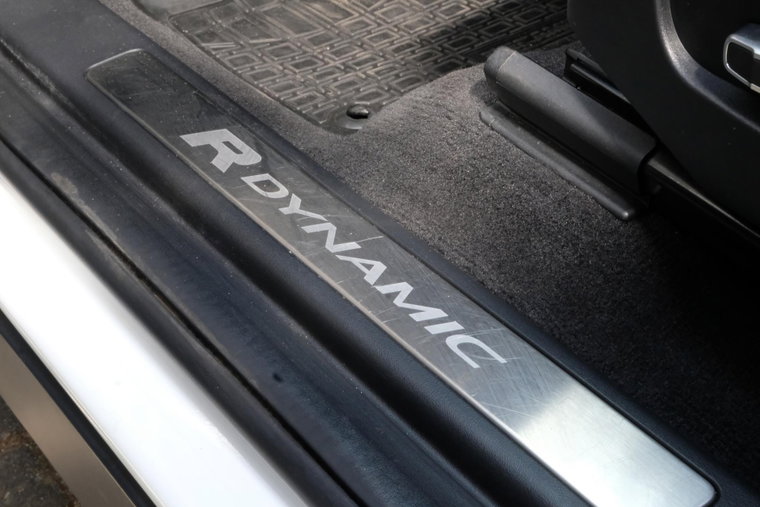 Vehicle Image 38