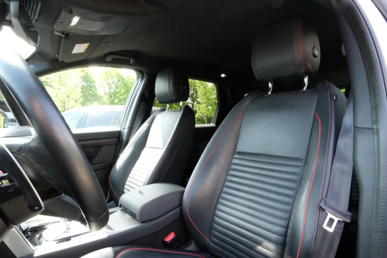 Vehicle Image 8