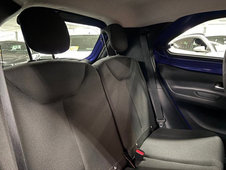 Vehicle Image 31