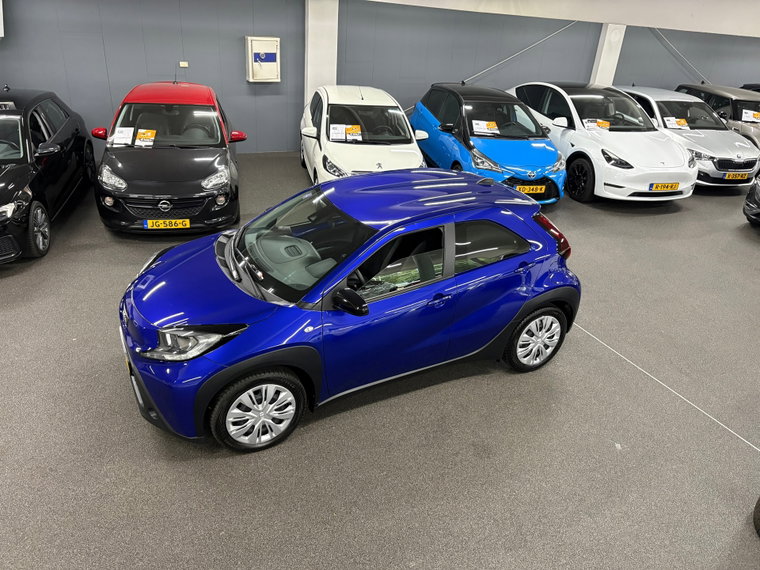 Vehicle Image 36