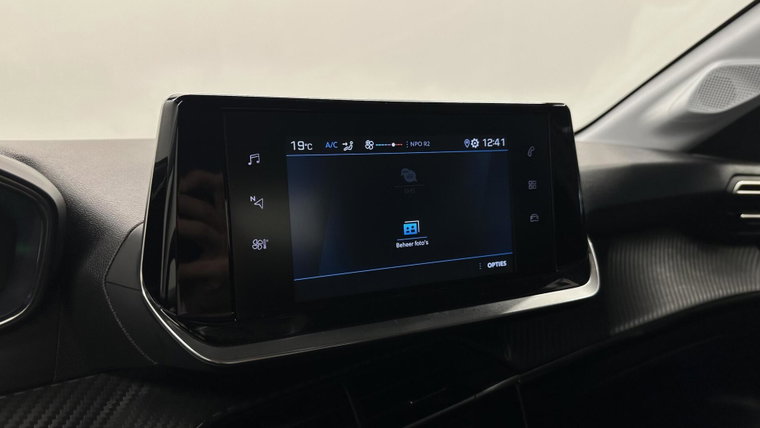 Vehicle Image 30