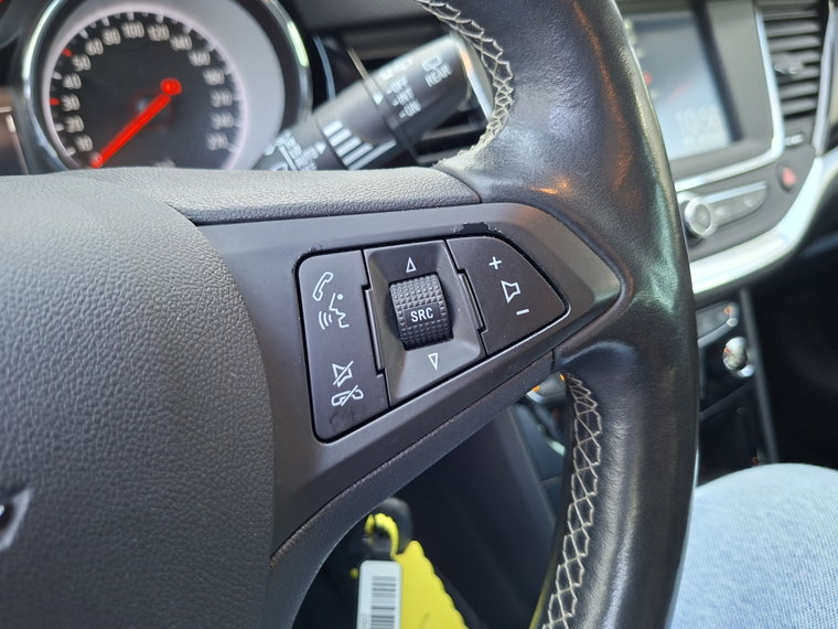 Vehicle Image 26