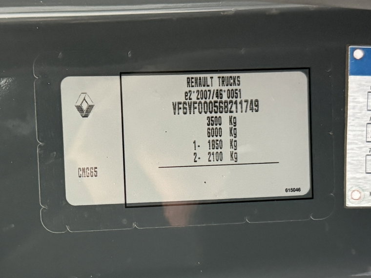 Vehicle Image 22