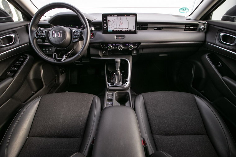 Vehicle Image 18