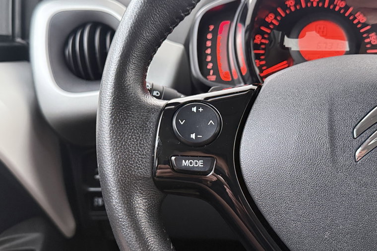 Vehicle Image 18