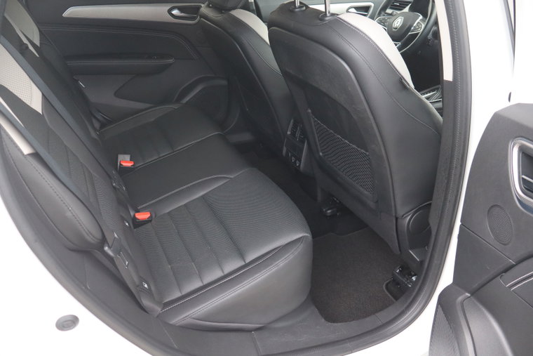 Vehicle Image 35