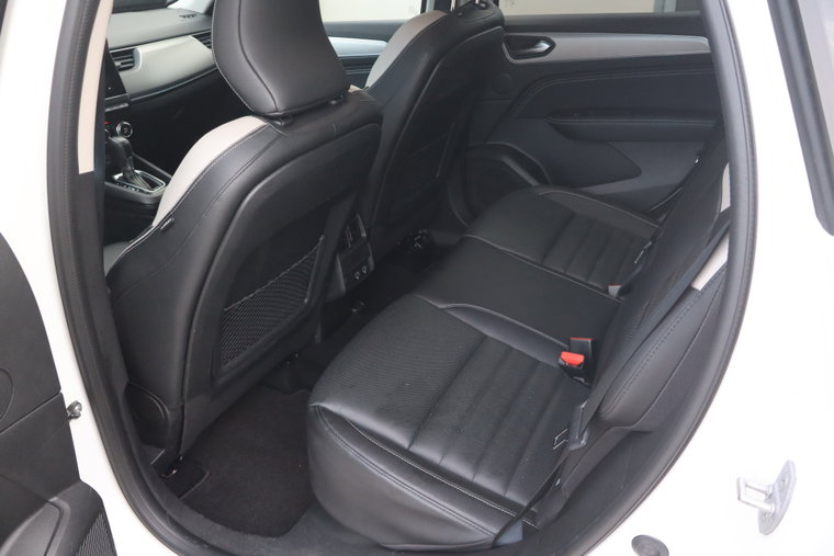 Vehicle Image 36