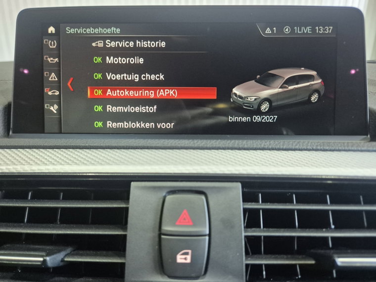 Vehicle Image 25