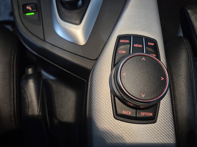 Vehicle Image 40