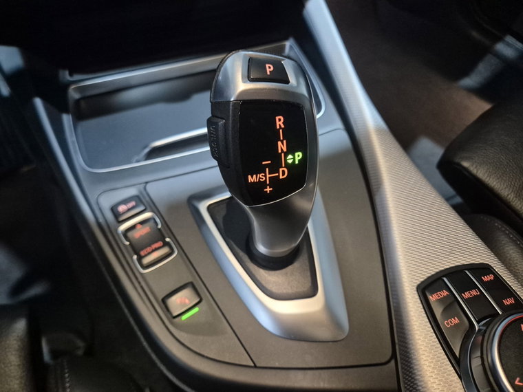 Vehicle Image 48