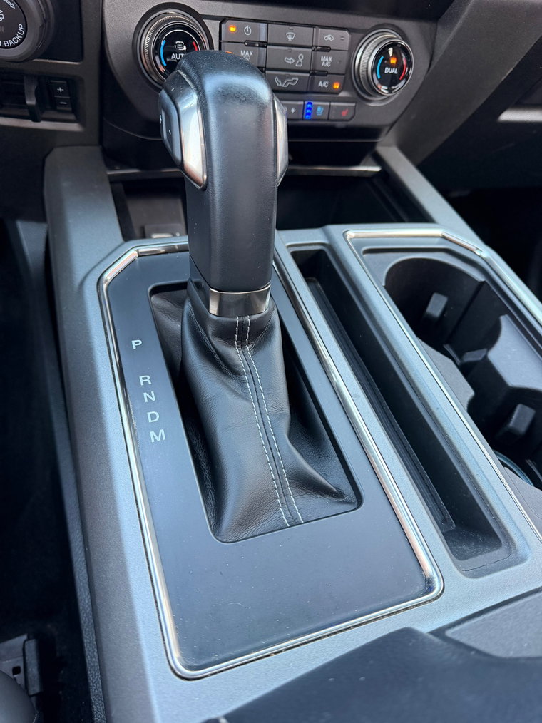 Vehicle Image 38