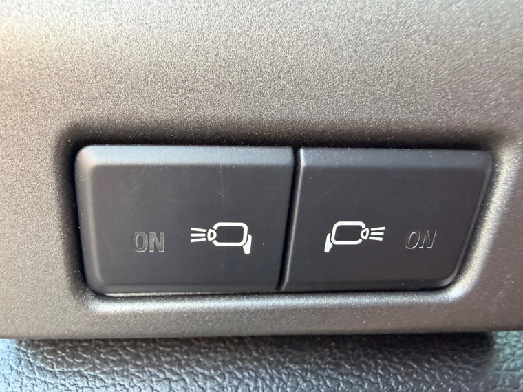 Vehicle Image 54