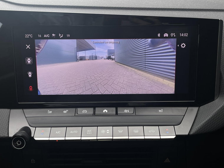 Vehicle Image 37