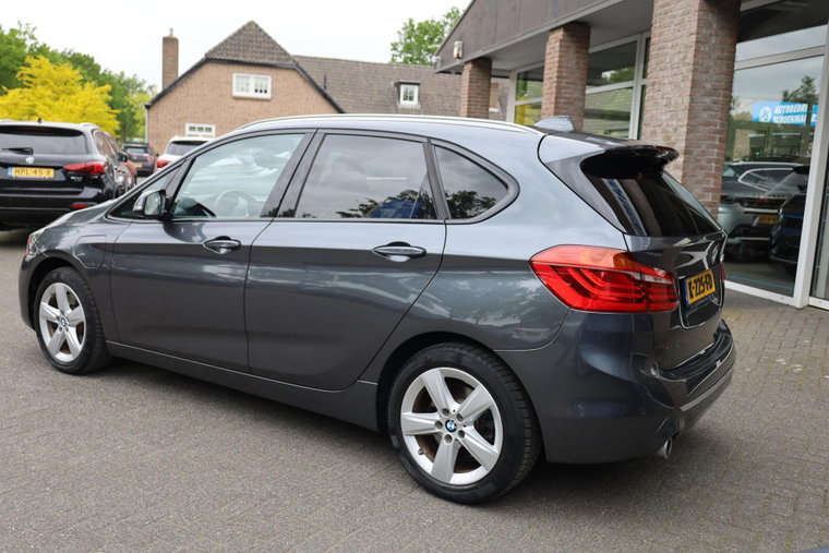 Vehicle Image 40