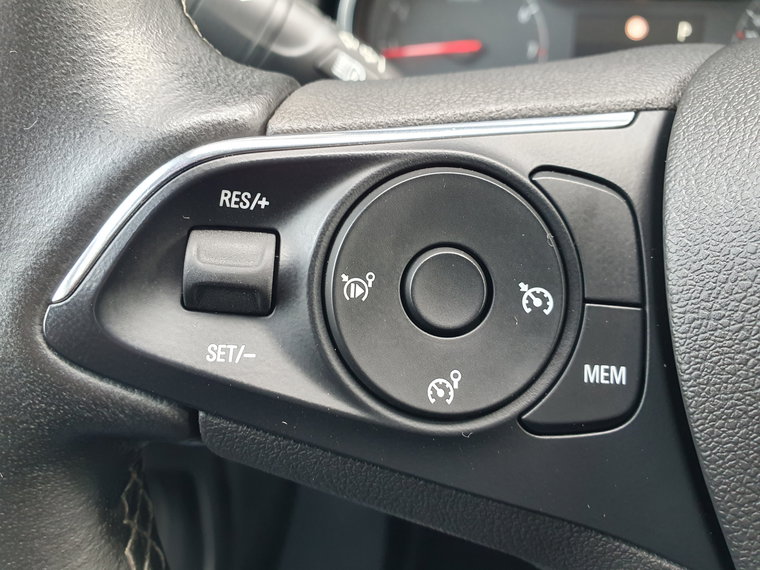 Vehicle Image 39