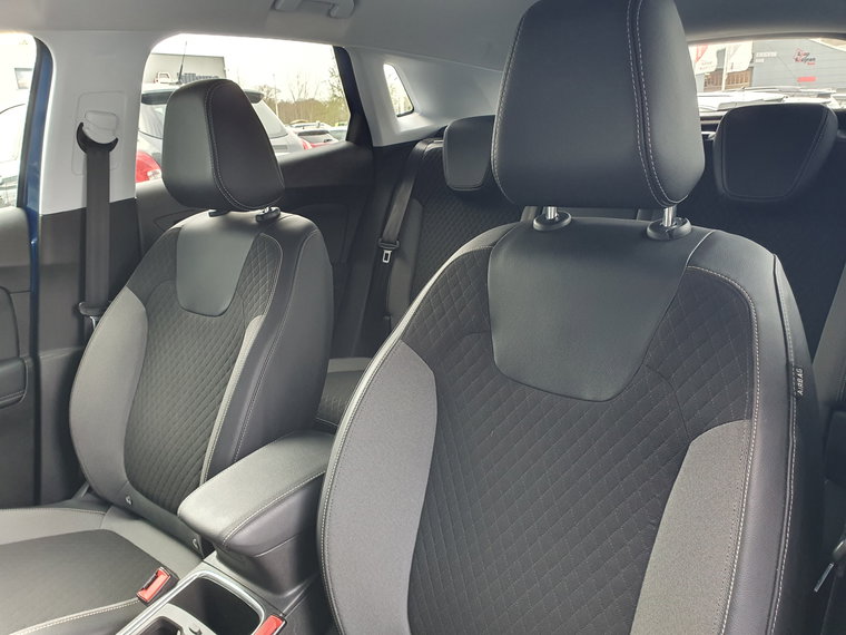 Vehicle Image 50