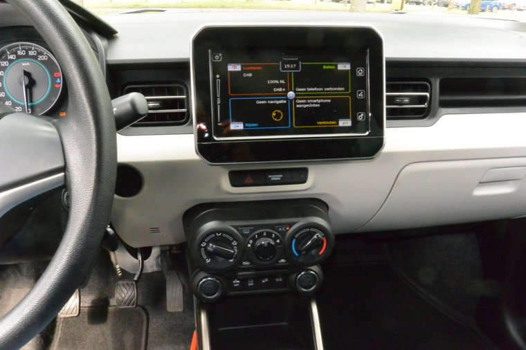 Vehicle Image 22