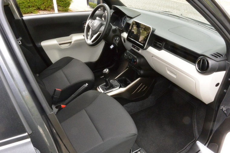 Vehicle Image 26