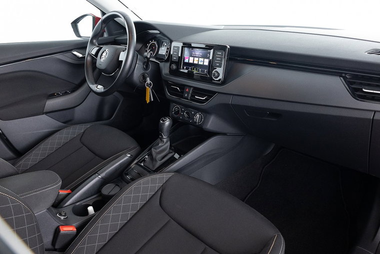 Vehicle Image 4