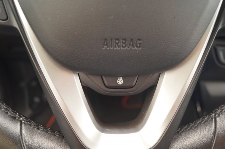 Vehicle Image 19