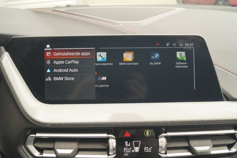 Vehicle Image 28