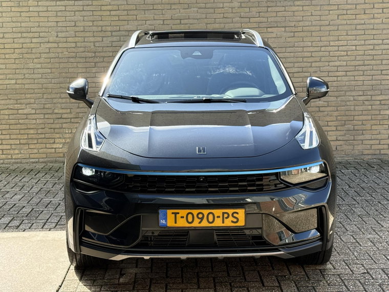 Vehicle Image 43