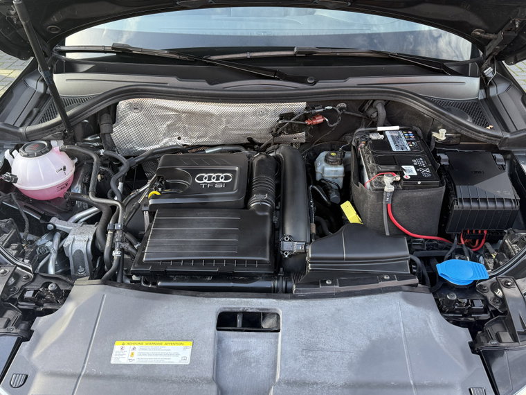 Vehicle Image 35