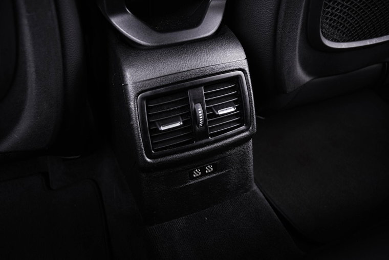 Vehicle Image 51