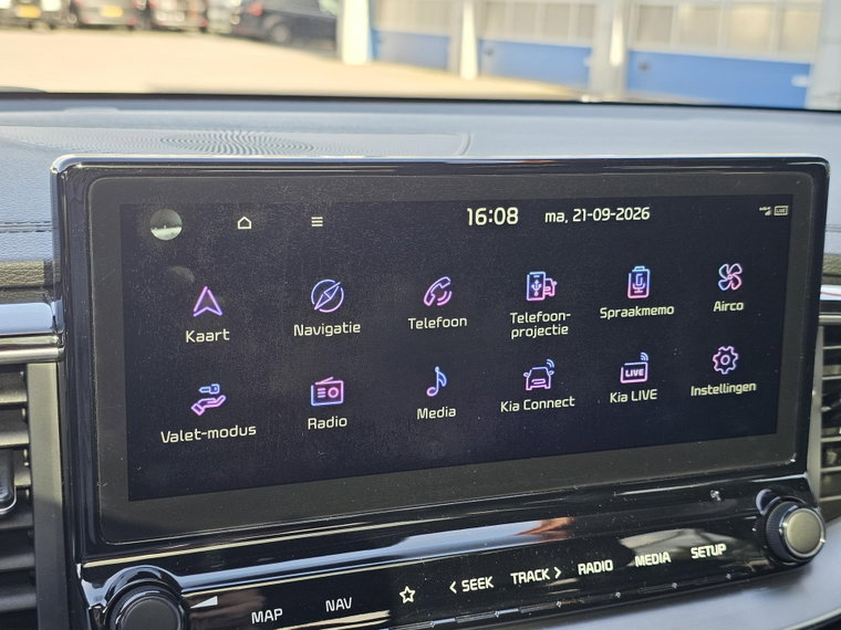 Vehicle Image 22