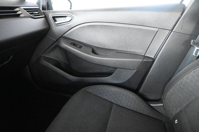 Vehicle Image 31