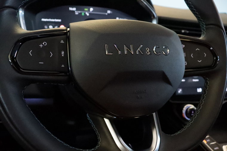 Vehicle Image 21