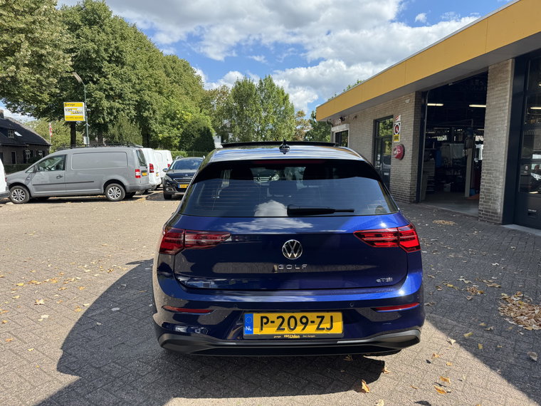 Vehicle Image 24