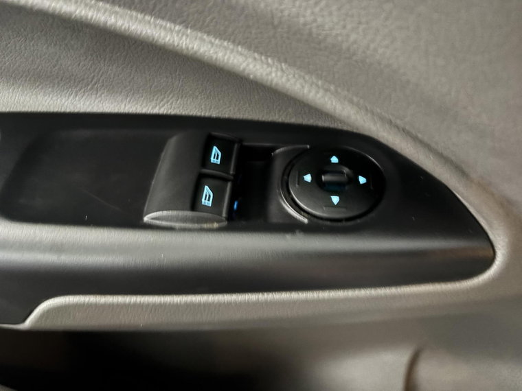 Vehicle Image 26