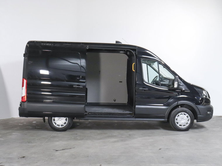 Vehicle Image 35