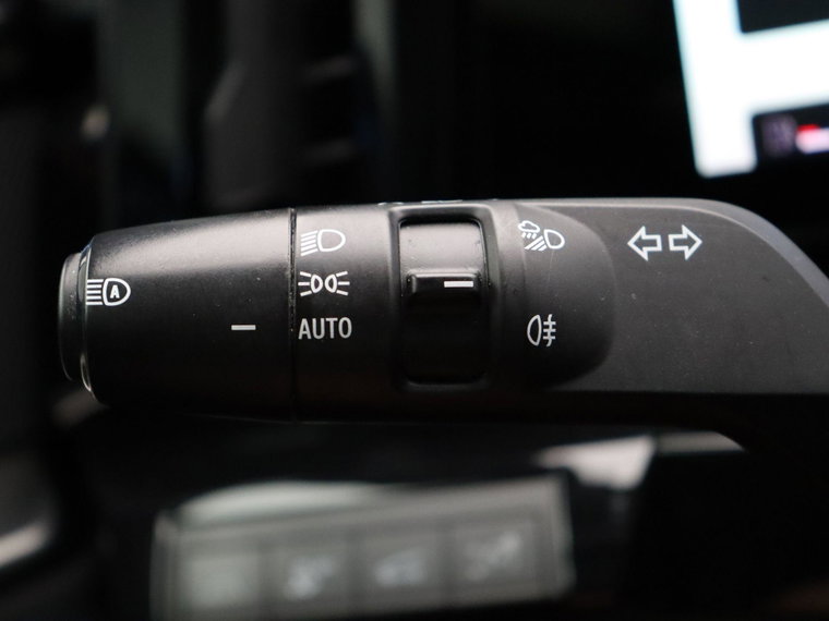 Vehicle Image 26