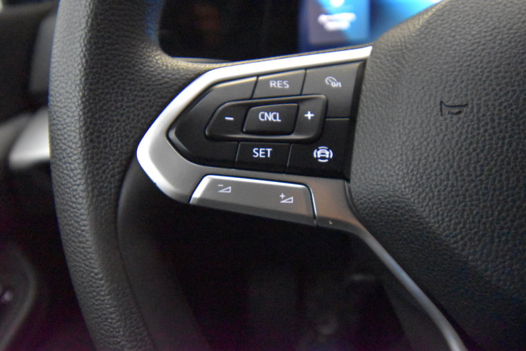 Vehicle Image 38