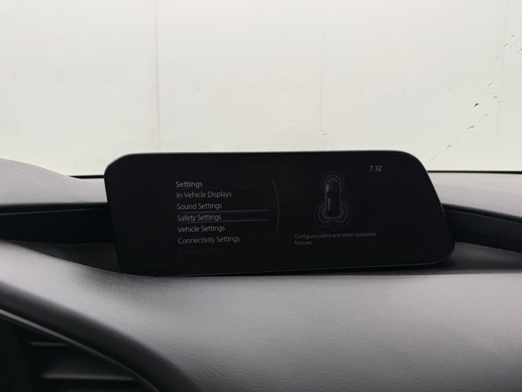 Vehicle Image 24