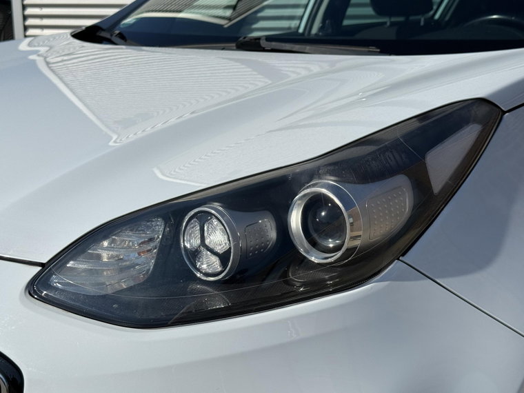 Vehicle Image 33