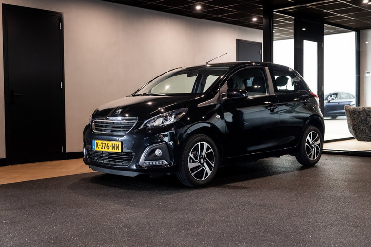 Vehicle Image 30