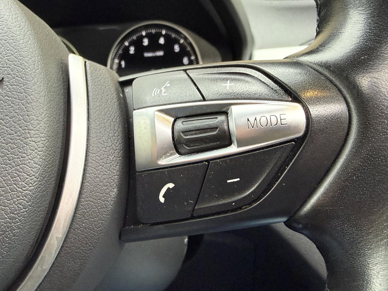 Vehicle Image 27