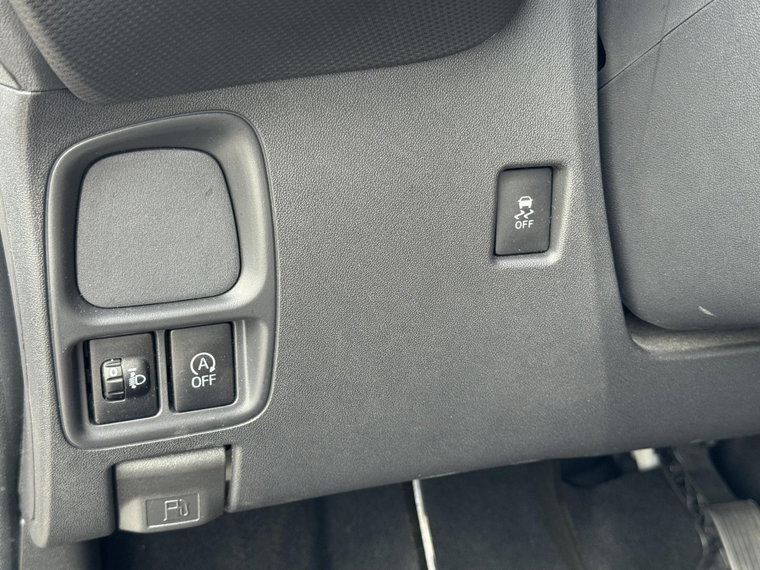 Vehicle Image 26