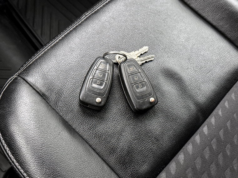 Vehicle Image 36