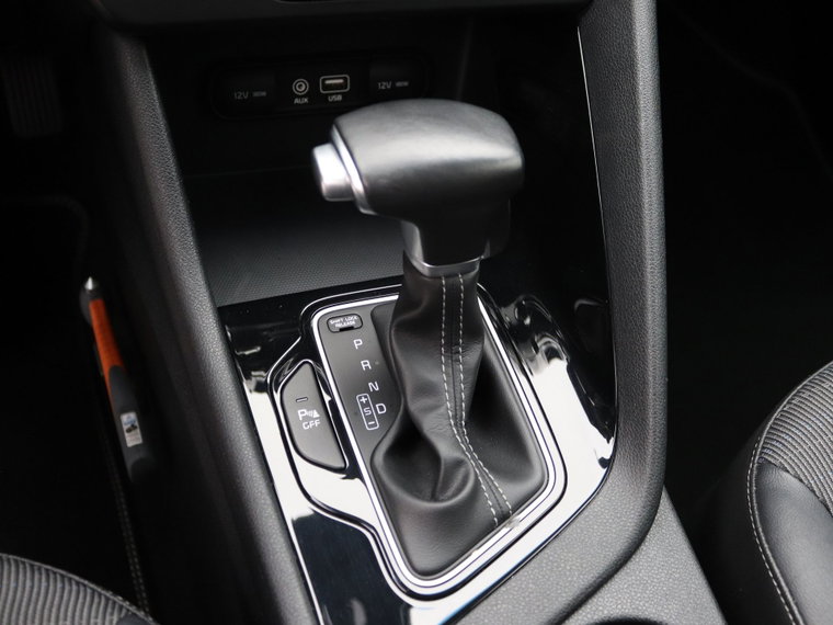 Vehicle Image 24
